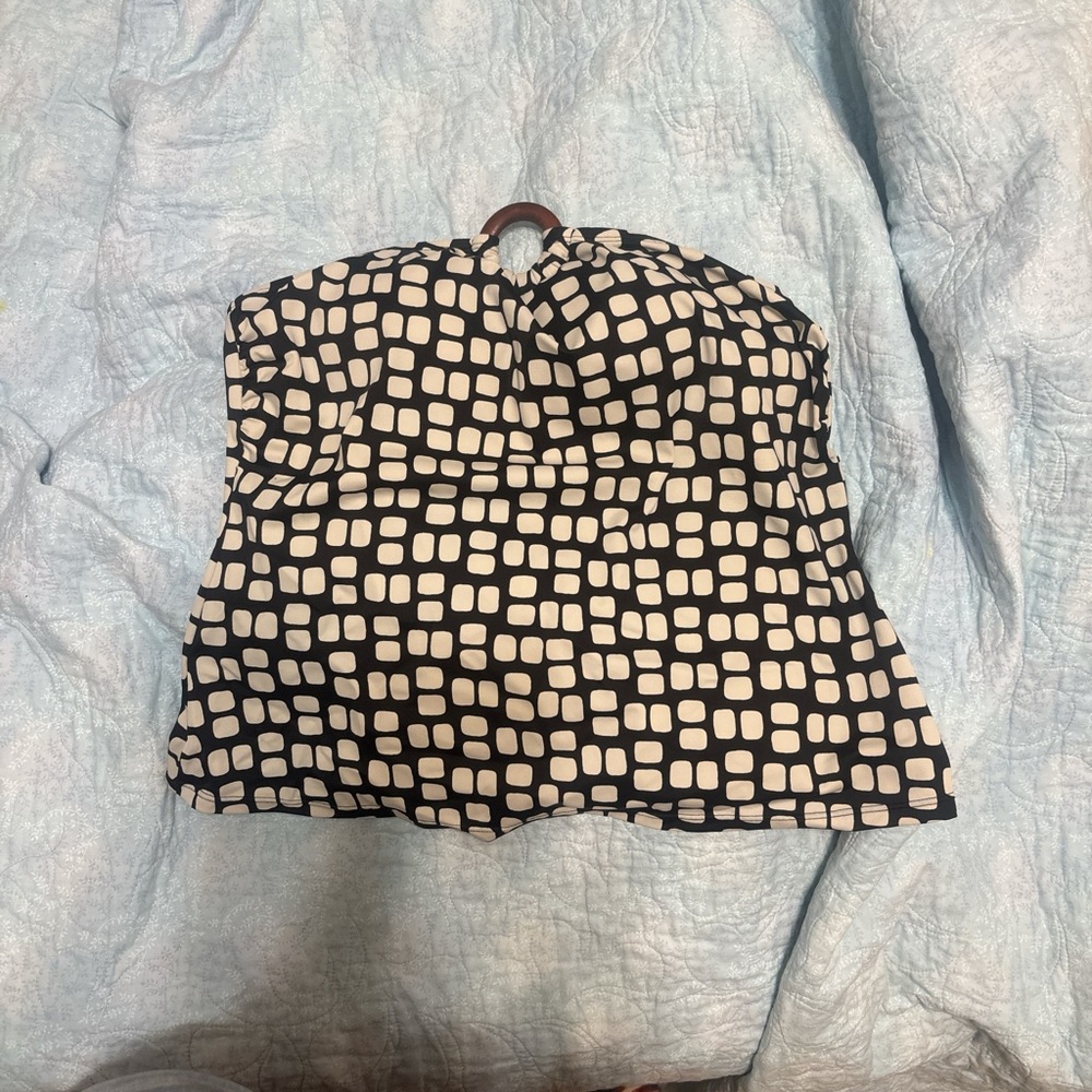 Black and White Strapless Tankini Swimsuit Top